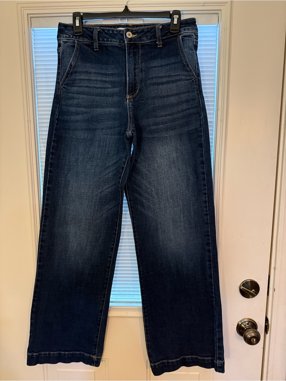 KanCan High-Rise Wide-Leg Jeans (Style #KC7126D) Size 9/28